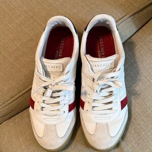 Skechers White and Red Casual Sneakers